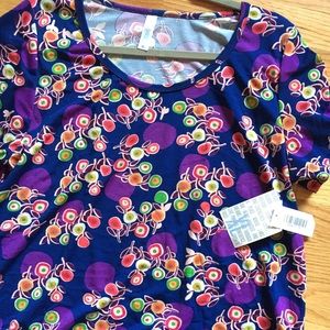 LuLaRoe classic tee NWT